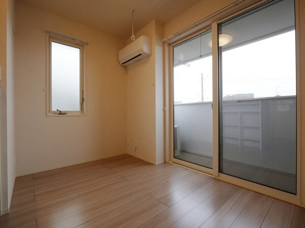 ライラックの物件内観写真